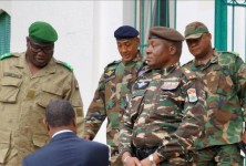 英国因尼日尔军事政变暂停对其发展援助